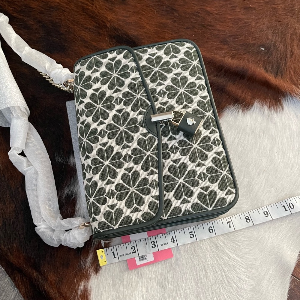 Kate Spade SIGNATURE SPADE FLOWER JAQUARD GREEN MULTI - Picture 3 of 9